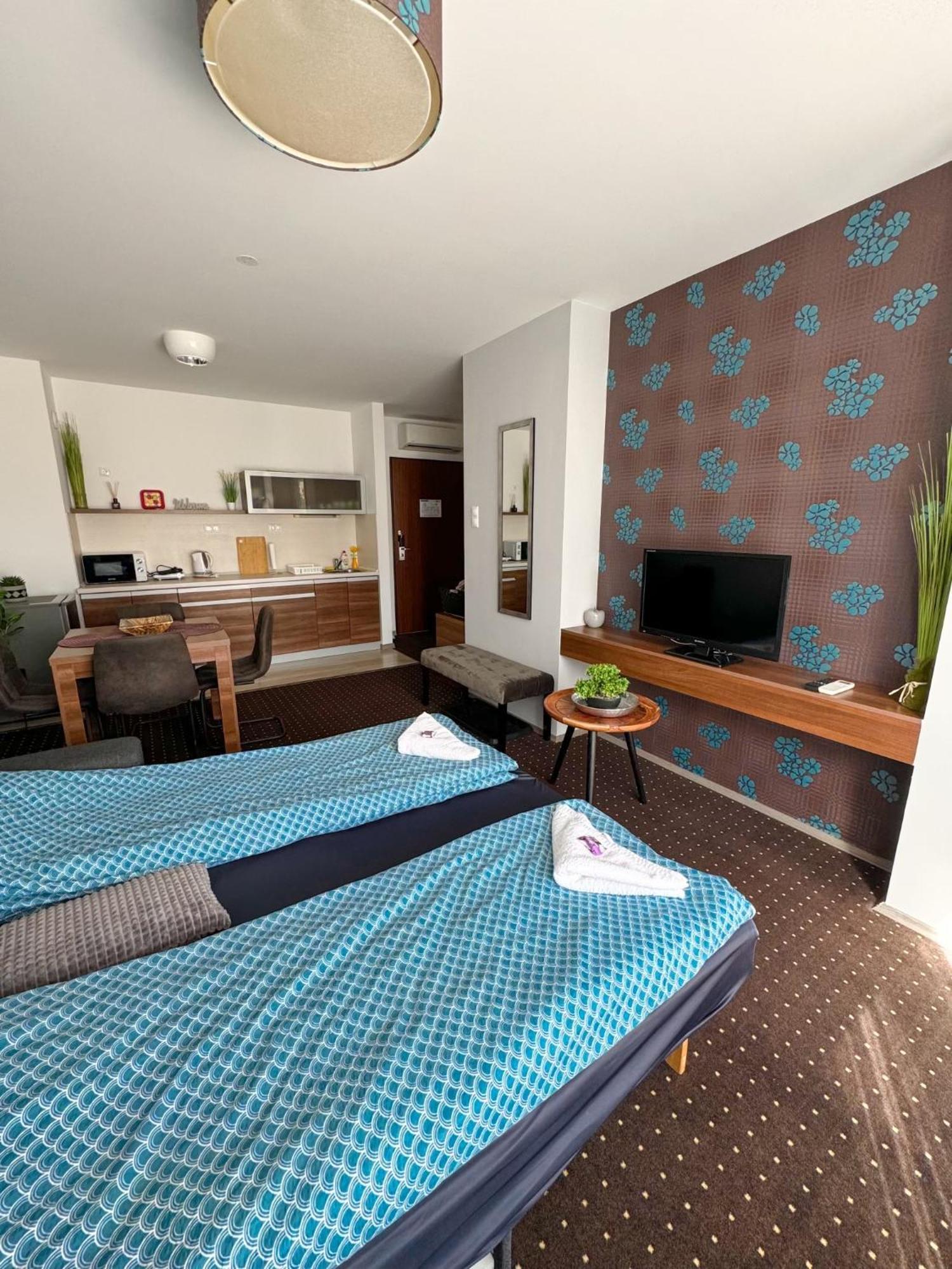 Happy Seasons Szoboszlo Apartment Hajduszoboszlo Ngoại thất bức ảnh